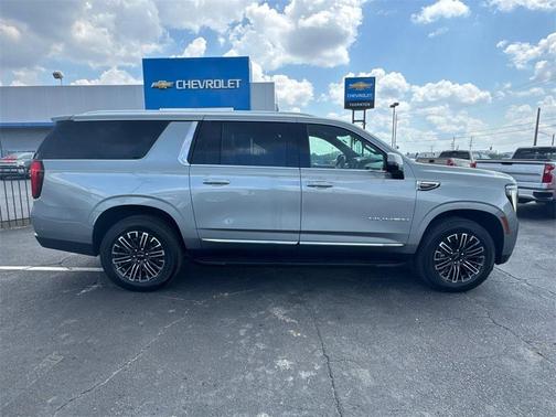 2025 GMC Yukon XL Elevation