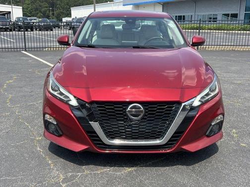 2020 Nissan Altima 2.0 Platinum