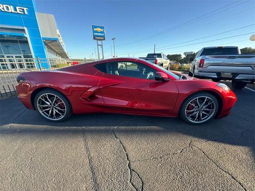 2026 Chevrolet Corvette Stingray w/1LT