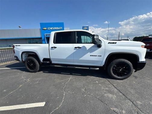 2025 Chevrolet Silverado 2500 Custom