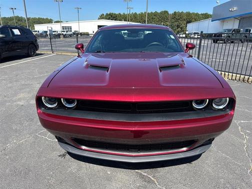 2022 Dodge Challenger SXT