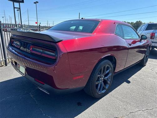 2022 Dodge Challenger SXT