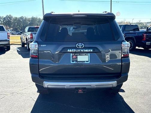 2023 Toyota 4Runner TRD Off Road