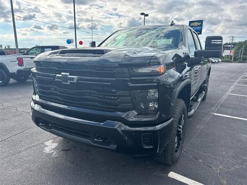 2026 Chevrolet Silverado 2500 Custom
