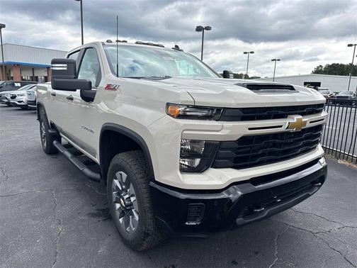 2026 Chevrolet Silverado 2500 Custom