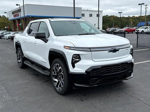 2024 Chevrolet Silverado EV RST
