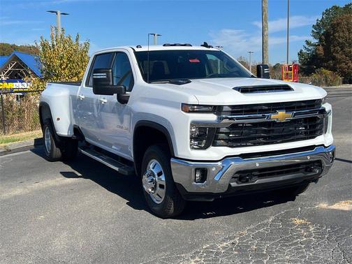 2026 Chevrolet Silverado 3500 LT