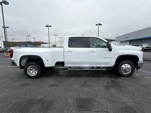 2026 Chevrolet Silverado 3500 LT