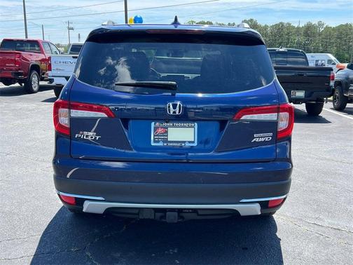 2022 Honda Pilot Touring 7-Passenger