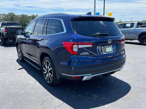 2022 Honda Pilot Touring 7-Passenger