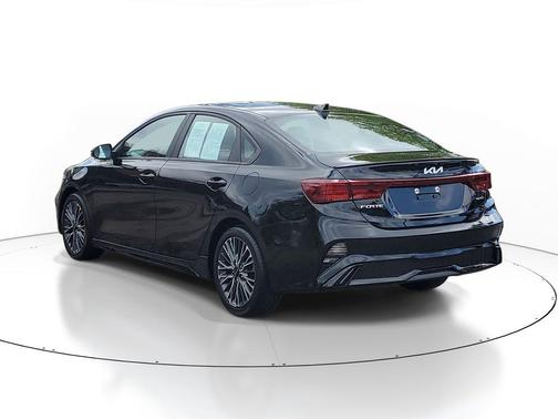 Aurora Black 2023 Kia Forte GT-Line