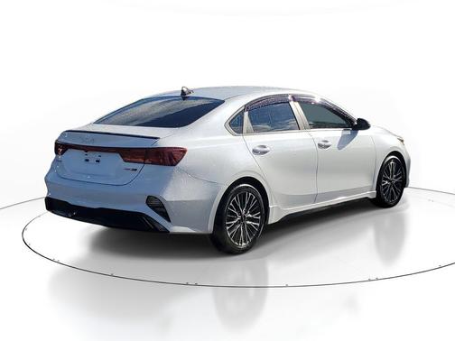 Snow White Pearl 2023 Kia Forte GT-Line