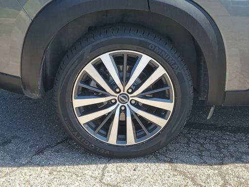 2022 Nissan Pathfinder Platinum 4WD