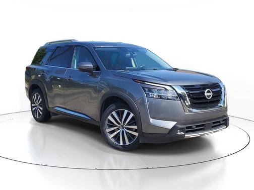 2022 Nissan Pathfinder Platinum 4WD