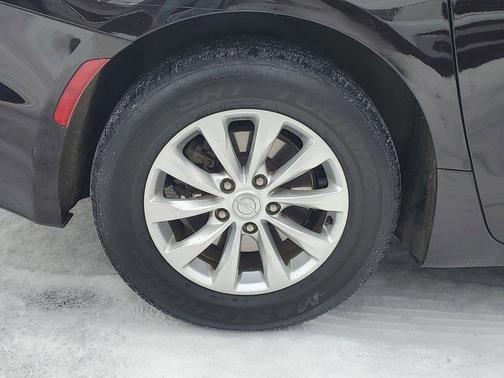 2018 Chrysler Pacifica Touring-L