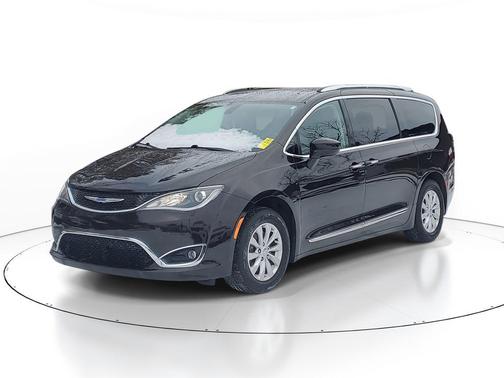 2018 Chrysler Pacifica Touring-L