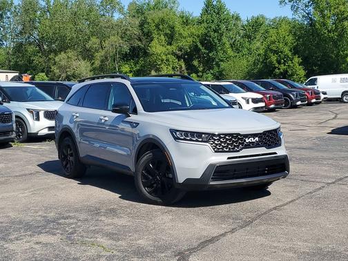 Wolf Gray 2023 Kia Sorento X-Line S