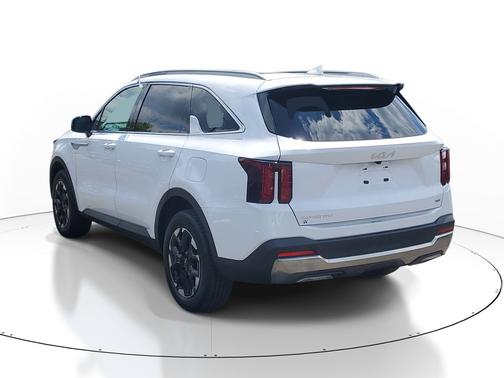Glacial White Pearl 2024 Kia Sorento S
