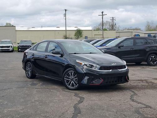 Aurora Black 2023 Kia Forte GT-Line