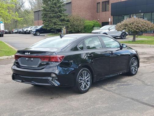 Aurora Black 2023 Kia Forte GT-Line