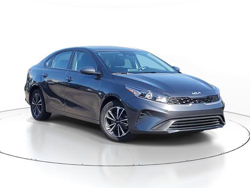 Gravity Gray 2024 Kia Forte LXS