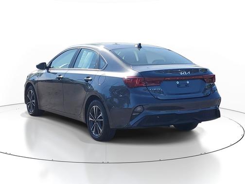 Gravity Gray 2024 Kia Forte LXS
