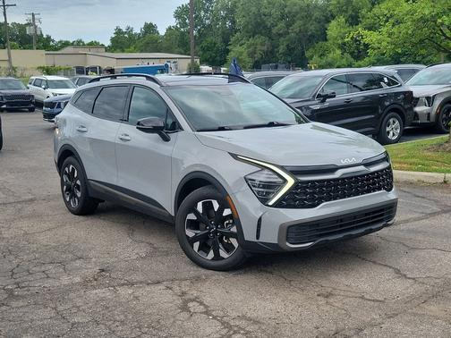 Wolf Gray 2024 Kia Sportage X-Line