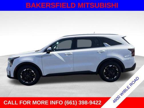 Glacial White Pearl 2024 Kia Sorento S
