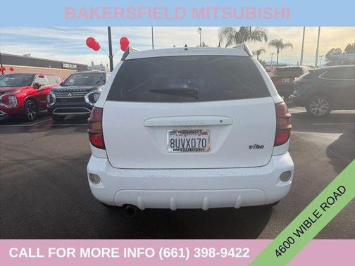 Frosty (White) 2007 Pontiac Vibe Base