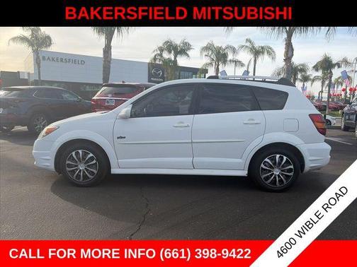Frosty (White) 2007 Pontiac Vibe Base