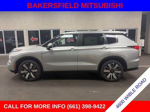Silver Alloy 2026 Mitsubishi Outlander SE 2.5 2WD