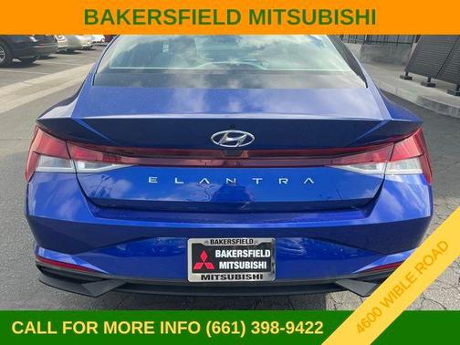 2022 Hyundai ELANTRA SEL