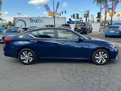 2023 Nissan Altima S FWD