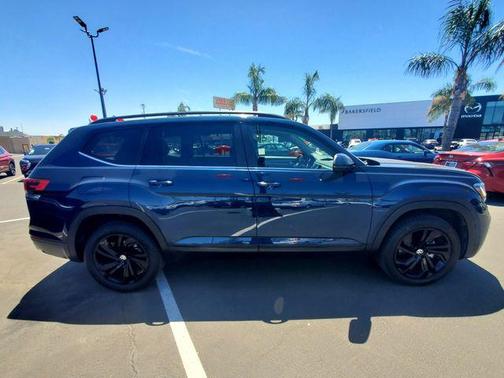 2022 Volkswagen Atlas 3.6L SE w/Technology