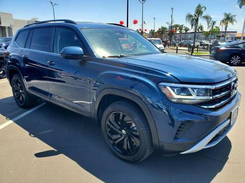 2022 Volkswagen Atlas 3.6L SE w/Technology
