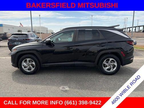 Black Pearl 2024 Hyundai TUCSON SEL