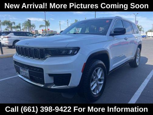 Bright White Clearcoat 2023 Jeep Grand Cherokee L Laredo