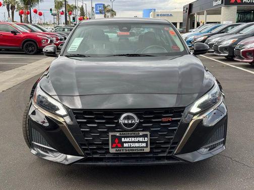 2023 Nissan Altima SR FWD