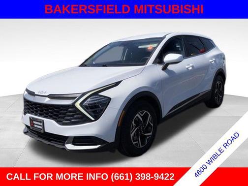 Glacial White Pearl 2025 Kia Sportage LX