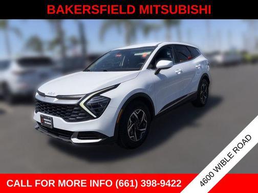 Glacial White Pearl 2025 Kia Sportage LX