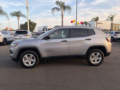 Billet Silver Metallic Clearcoat 2023 Jeep Compass Sport