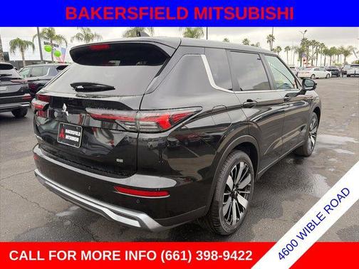 Black Diamond 2026 Mitsubishi Outlander SE 2.5 2WD