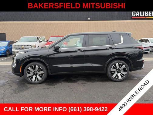 Black Diamond 2026 Mitsubishi Outlander SE