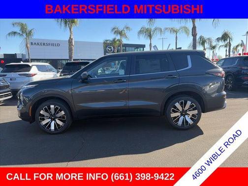 Graphite Gray 2026 Mitsubishi Outlander SE 2.5 2WD