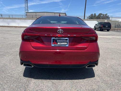 2022 Toyota Avalon Limited