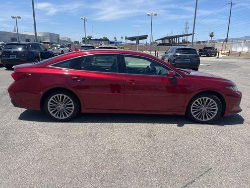 2022 Toyota Avalon Limited