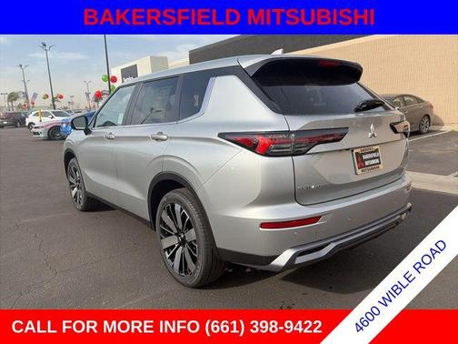 Silver Alloy 2026 Mitsubishi Outlander SE 2.5 S-AWC