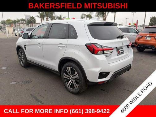 Diamond White 2026 Mitsubishi Outlander Sport 2.0 ES