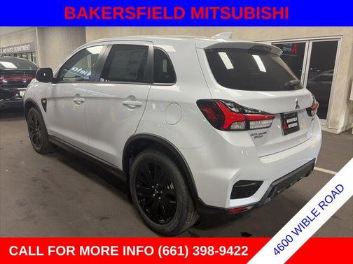 Diamond White 2026 Mitsubishi Outlander Sport 2.0 LE