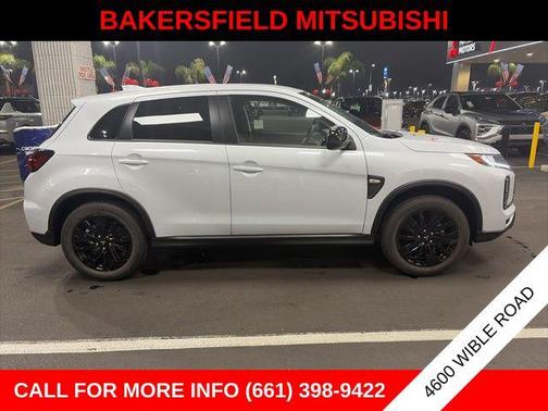Diamond White 2026 Mitsubishi Outlander Sport 2.0 LE